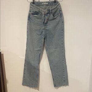 Zara Women's Faded Blue Ankle Jeans